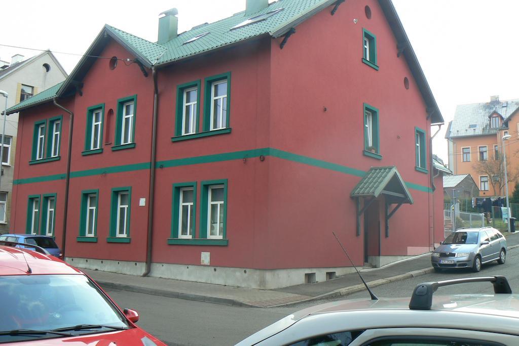 Penzion Na Vapence Ліберець Екстер'єр фото
