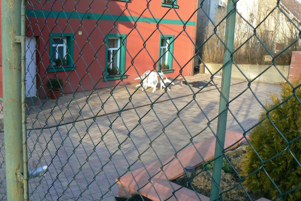 Penzion Na Vapence Ліберець Екстер'єр фото