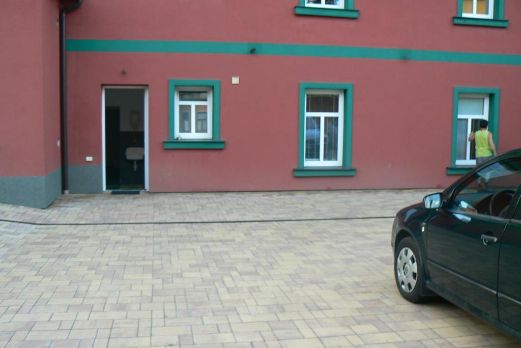 Penzion Na Vapence Ліберець Екстер'єр фото